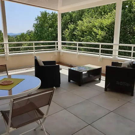 Le Clos Du Grand Chêne - 4 étoiles -
